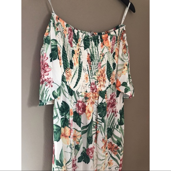 Tropical floral off shoulder maxi dress - Picture 4 of 4